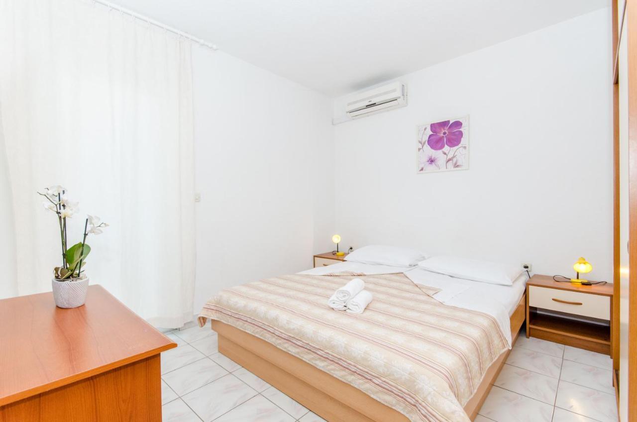 Knezovicapartments Zivogosce Exterior photo