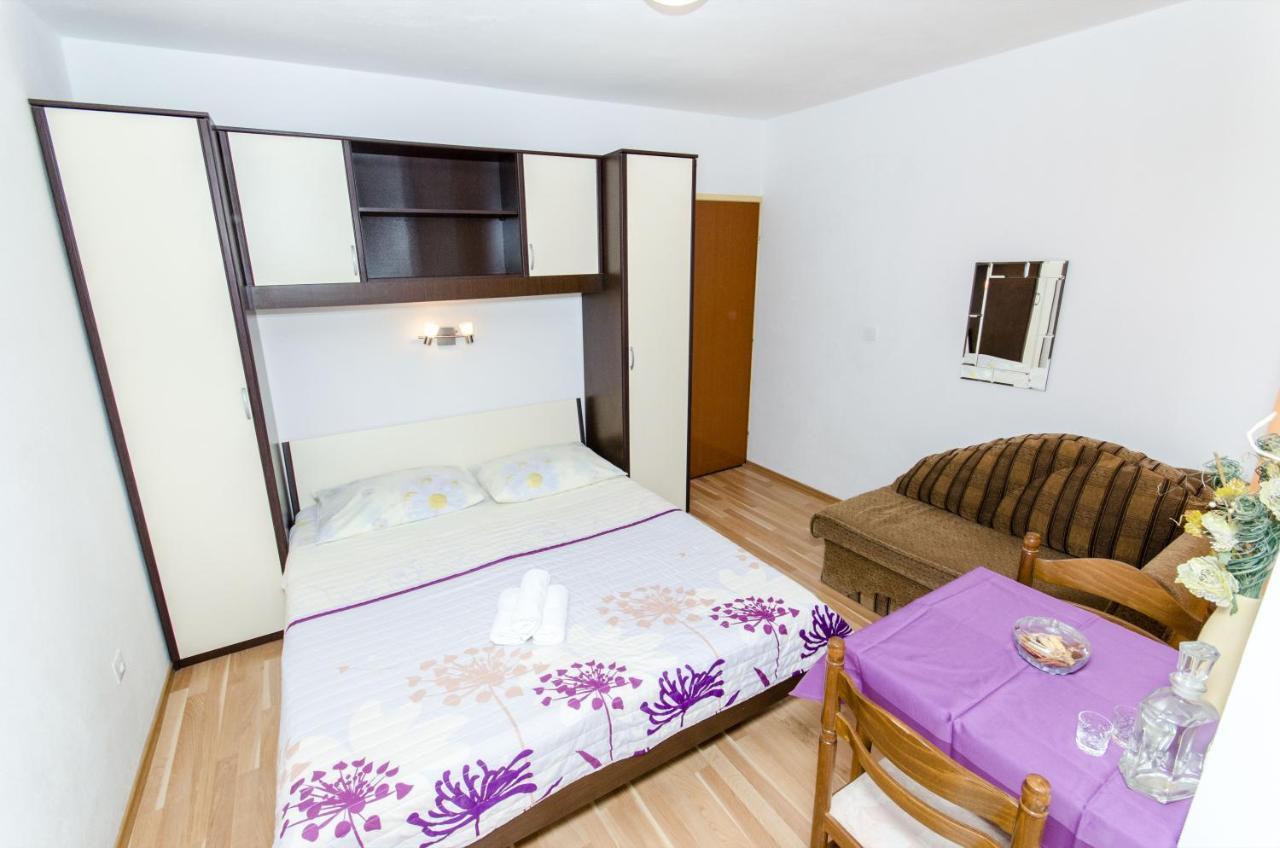 Knezovicapartments Zivogosce Exterior photo